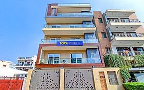 Fabhotel Soft Petals Near Millennium City Centre Gurugram